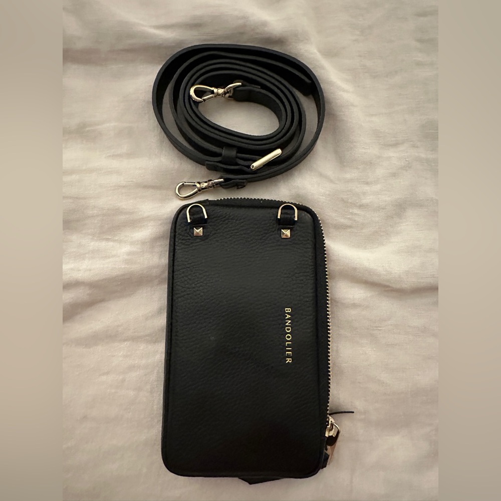 Bandolier Emma Pebble Leather Expandable Pouch (Like New)
